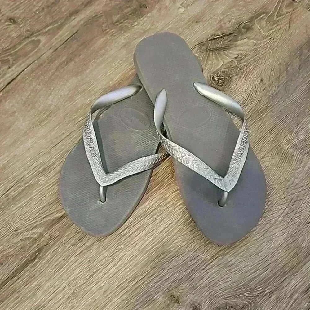 Havaianas Silver Flip Flops - Picture 5 of 6